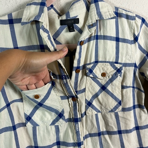 J. Crew Flannel Button Down Shirt Off White Blue size 0 P - Picture 5 of 10